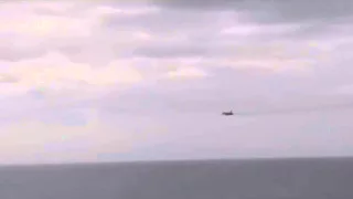 Штурмовик ВВС России совершает облет эсминца США