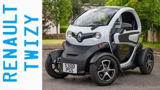 Renault Twizy Goes for a Drive