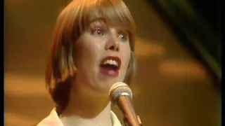 Martha & The Muffins - "Saigon" (Cheggers Plays Pop, 19/05/80)