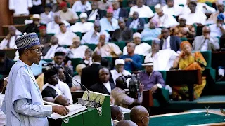 Nigeria's Senate approves Buhari's request to seek $5.5 bln in foreign loans