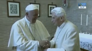 Papa Francesco e i nuovi cardinali fanno visita a Benedetto XVI