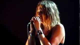 IZIA - Sugar Cane (3/4) - live@Bataclan (2012-03-16)