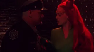 Poison Ivy takes over Arkham