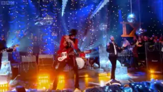 Kasabian - Fire Live on Jools' Annual Hootenanny New Year 2009 - 2010