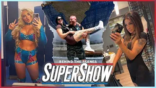 Behind WWE SUPERSHOW | WWE Superstars Behind the Scenes (Rhea Ripley, Bayley and more)