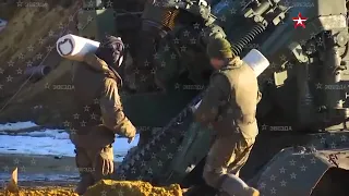 Ukraine-Russia War-Video from the Russian MoD of Russian 2S7M Malka