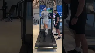 Running on Treadmill at 21 kmh (Back View)