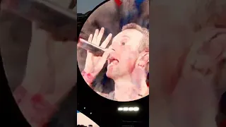 Coldplay Chris Martin fall concert 05 08 2022
