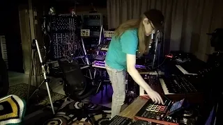 ♫ Jamming With a Bunch of Synths ♫ ----- (8)