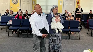 Pastor Enrique Sanchez - Predicación Y Presentación De Niña