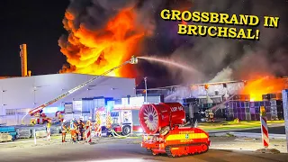 [GROSSBRAND BRUCHSAL] Lagerhalle lichterloh in Vollbrand | Flammeninferno + Großeinsatz Feuerwehr 🔥