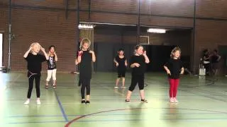 OKK- Dance 6+ donderdag met "1 klein kusje" van K3