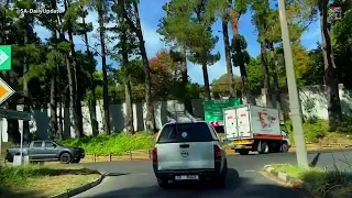 Drive along the M13 past Fields Hill in Kloof, South Africa