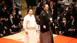 Mongolian Anthem in Japan Yokozuna Hakuho's retirement ceremony singer Ariunbaatar