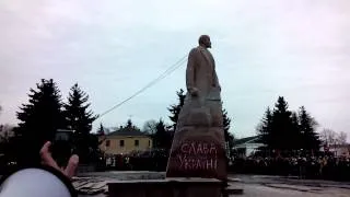 В Бердичеве сняли Ленина