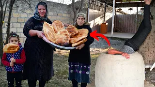 CRISPY TANDOOR BREAD | Ladies Making Tandoori Bread In our Village