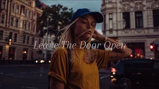 BONNIE X CLYDE - Leave The Door Open (Lyrics)