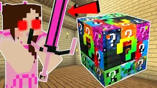 Minecraft: ULTIMATE LUCKY BLOCK! (LARGEST LUCKY BLOCK MOD TO EXIST!) Mod Showcase