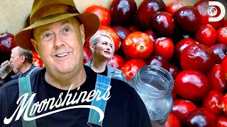 Mark and Digger Make Incredible Apple Cranberry Brandy | Moonshiners