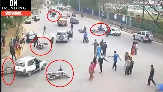 Rekaman CCTV Detik-Detik Hal Aneh Terjadi Di Jalan Raya, Ada Yang Tau Ini Kenapa ?