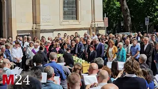 Ad Angera il funerale di Mariagrazia Brovelli /2