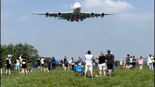 Today amazing crowd moments when the world's biggest passenger jet Airbus A380 Arrived!