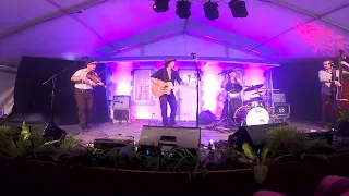 Up tempo New Aussie Americana Music - "Little Lady" - Live - Julian James and the Moonshine State