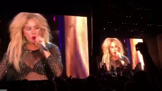 Lady Gaga -- Bad Romance, Coachella 2017 Weekend 1