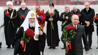 Путин, Патриарх Кирилл, Сергей Ряховский возложили цветы на Красной площади