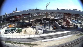 Ulm Hauptbahnhof: Bahn schiebt Brücke über die Neubaustrecke