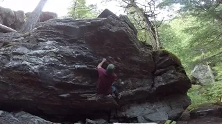 Under the Bed, V3, Englishman Boulders, Revelstoke, BC, Canada