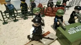 Lego Vs Army men episode 1: CAPTAIN CAPTURE