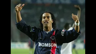 Ronaldinho aged 22 in PSG Vs Guingamp (2002) - Magical Moments