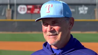 Texas Rangers Manager Bruce Bochy sits down for 1-on-1 interview