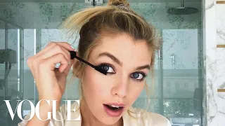 Stella Maxwell's Perfect Smoky Eye Trick | Beauty Secrets | Vogue