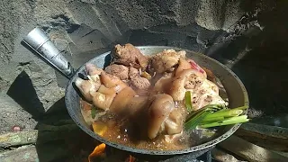 Cook  pork with sauce in the river😊😊❤️🙏🙏🙏