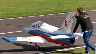 THE BIGGEST RC TURBINE JET MODEL IN THE WORLD L-39 ALBATROS XXXL 68 KG SCALE 1:2,7 GIGANTIC !!!