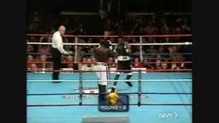 Andre Berto vs Michael Robinson (pro debut)