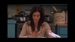 Chandler and Monica having money problems - Friends #friends  #monicagellerbing #chandlerbing