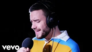 Liam Payne - The Middle (Zedd cover) in the Live Lounge