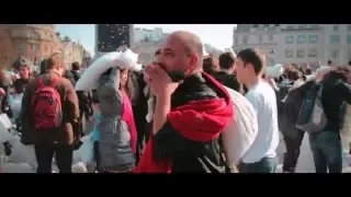 MUST SEE FLASH MOB: The Best London Pillow Fight