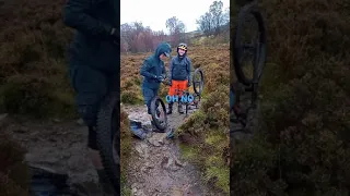 FLAT TYRE ON THE BASH #enduro #denttrails #mtb #fullsend