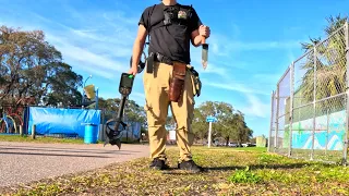 Metal Detecting doesn't HAVE to be EXPENSIVE! | $200 Metal Detector vs Park!