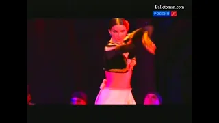 Ravel- Bolero, Kremlin Ballet, (Featuring Maria Alexandrova)