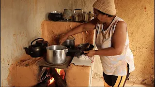 CANJICA E QUIRERA NO FOGÃO À LENHA - BRASÓPOLIS MG