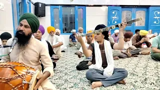 ਆਪੇ ਪਾਰ ਲੰਘਾਉਂਦੇ