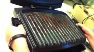 How to Remove the George Foreman Grill Plates