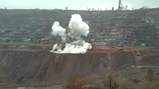 Массовый  взрыв на карьерах Кривого Рога