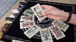 ♎ Libra🍃 Uma Rainha de Espadas virada no Jiraya está para se manifestar no seu ser!🧐