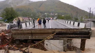 Deadly floods kill several, collapse bridge in southern Russia